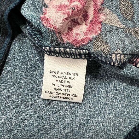 Elle Pleated Front Tank Top Size Medium - Picture 5 of 8